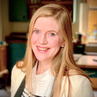 Dr Freya Lodge